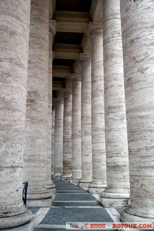 Colonnes piazza Santo Pietro
