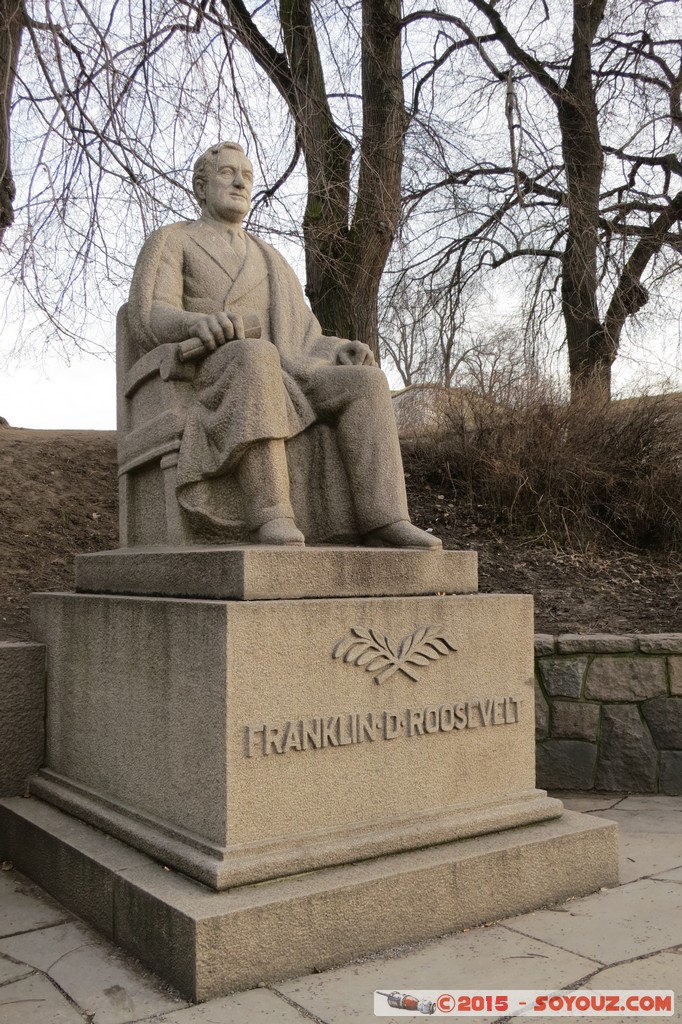 Oslo - Franklin D. Roosevelt statue
Mots-clés: geo:lat=59.91043440 geo:lon=10.73493600 geotagged NOR Norv&egrave;ge Oslo Oslo sentrum Norway statue