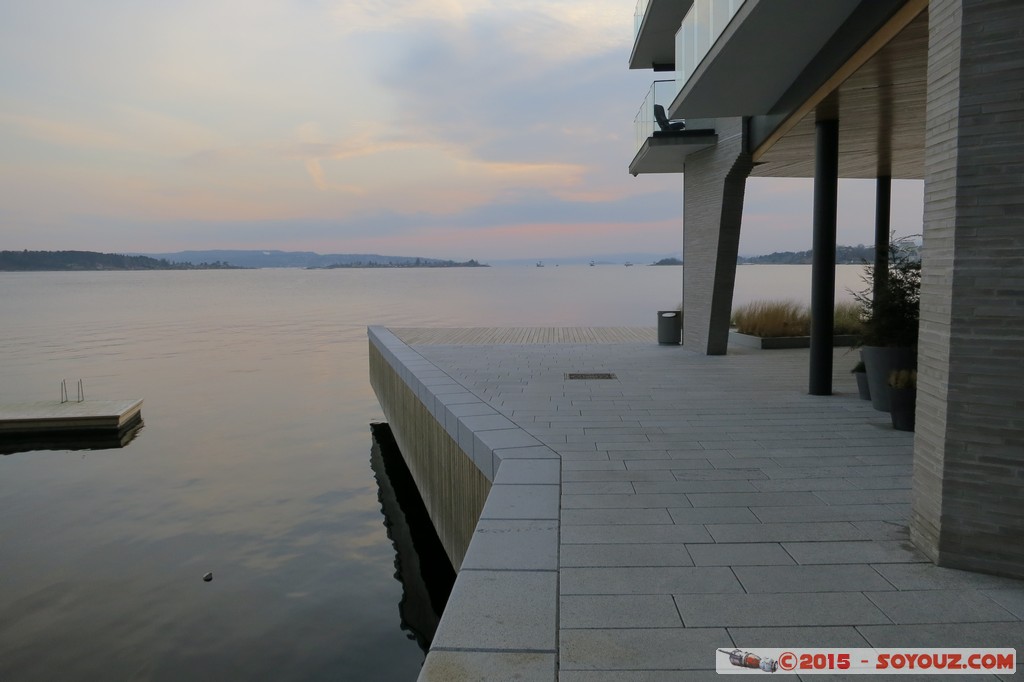 Oslo - Tjuvholmen
Mots-clés: Aker brygge geo:lat=59.90633000 geo:lon=10.71963500 geotagged NOR Norv&egrave;ge Oslo Norway Tjuvholmen sunset