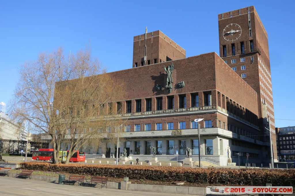 Oslo sentrum - Oslo radhus (City Hall)
Mots-clés: geo:lat=59.91102400 geo:lon=10.73412000 geotagged NOR Norv&egrave;ge Oslo Oslo sentrum Norway Oslo radhus