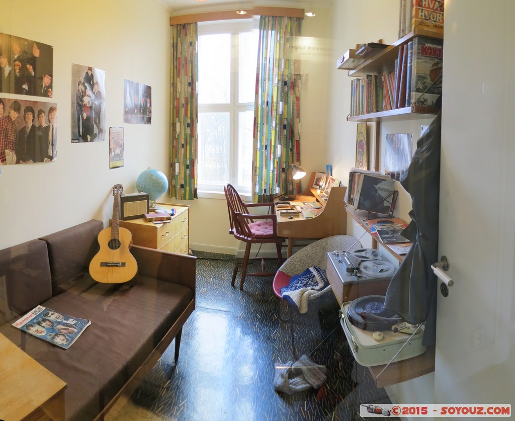 Bygdoy - Norsk Folkemuseum - Wessels gate 15 / Teak, TV and Teenagers &ndash; 1965
Stitched Panorama
Mots-clés: Akershus Bygd&oslash;y geo:lat=59.90589356 geo:lon=10.68518722 geotagged Lysaker NOR Norv&egrave;ge Norway Norsk Folkemuseum Wessels gate 15