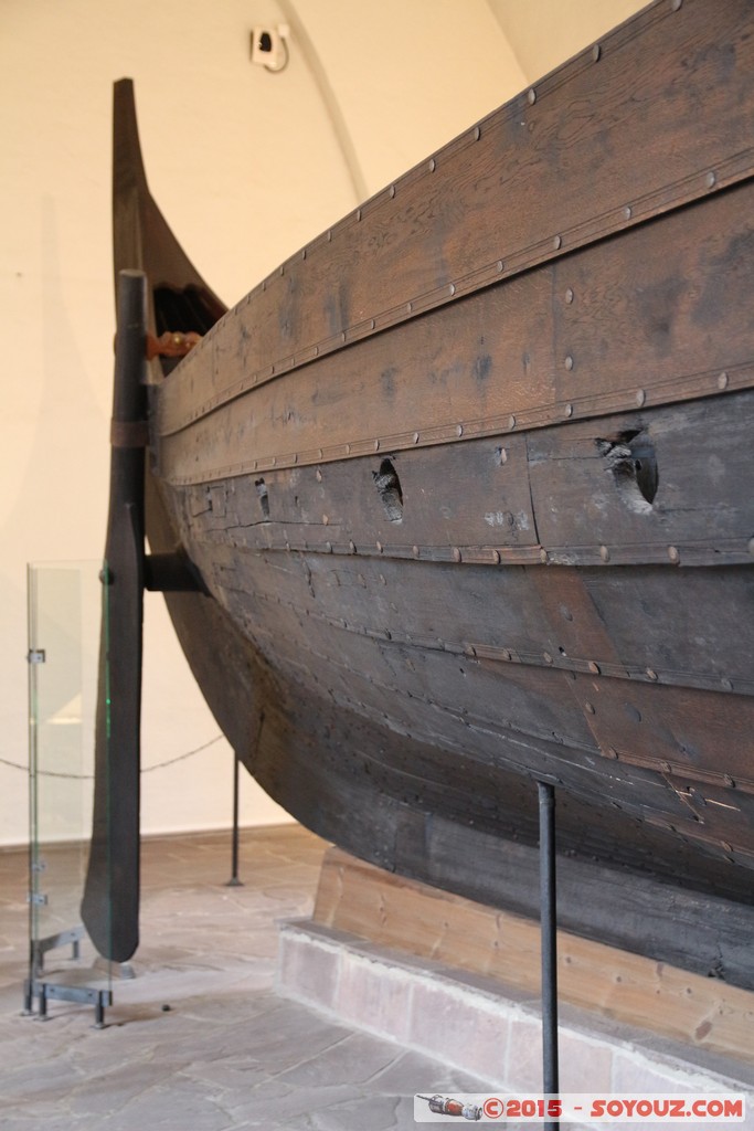 Bygdoy - Vikingskipshuset - Gokstad Viking Ship
Mots-clés: Akershus Bygd&oslash;y geo:lat=59.90460700 geo:lon=10.68386000 geotagged Lysaker NOR Norv&egrave;ge Norway Vikingskipshuset bateau Drakkar Gokstad Viking Ship