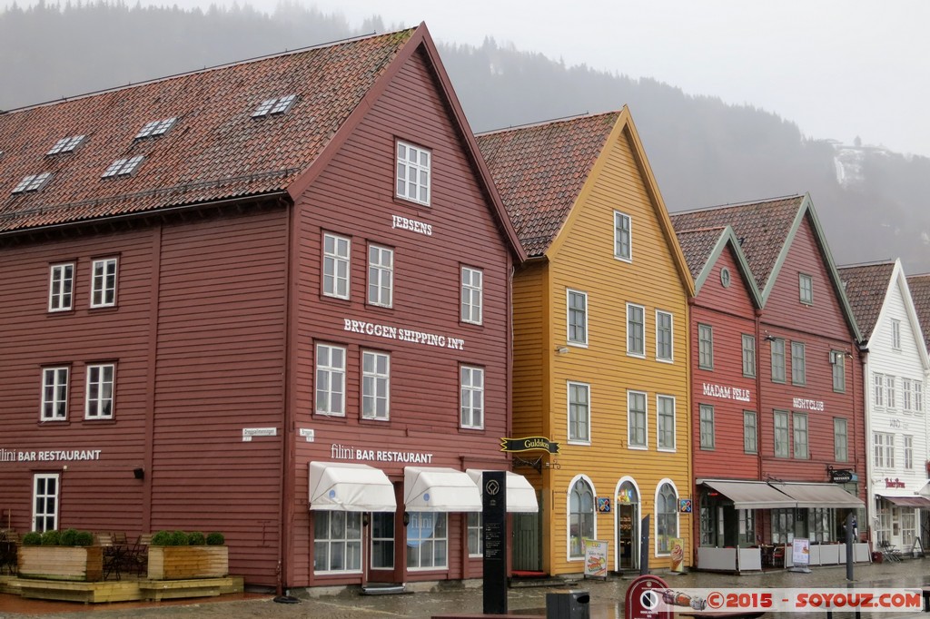 Bergen - Bryggen / World Heritage area
Mots-clés: Bergen Bergenhus geo:lat=60.39780750 geo:lon=5.32145467 geotagged Hordaland NOR Norv&egrave;ge Norway Bryggen patrimoine unesco