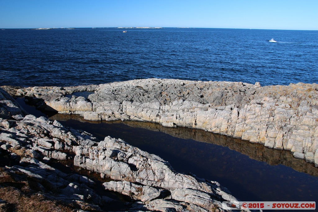 More og Romdal - Atlanterhavsveien - Lyngholmen
Mots-clés: Aver&oslash;y geo:lat=63.01971200 geo:lon=7.36425300 geotagged More og Romdal NOR Norv&egrave;ge Utheim Norway Atlanterhavsveien Lyngholmen Mer