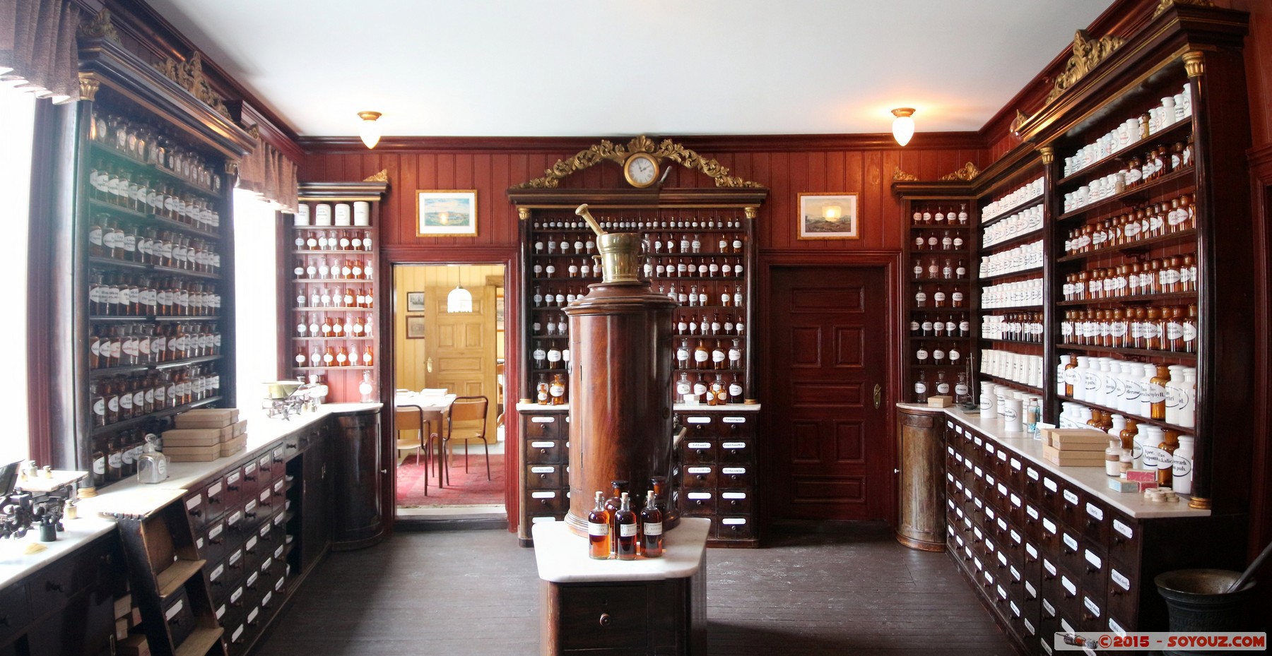 Trondheim - Sverresborg Folk Museum - Pharmacy
Stitched Panorama
Mots-clés: geo:lat=63.42147020 geo:lon=10.35814420 geotagged NOR Norv&egrave;ge Sor-Trondelag Sverresborg Trondheim Norway Sverresborg Folk Museum Pharmacie