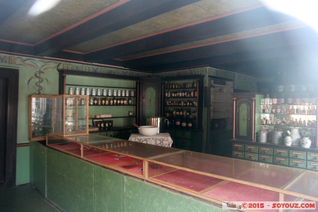 Roros - Bergmannsgata - Pharmacie
Mots-clés: geo:lat=62.57619212 geo:lon=11.38869306 geotagged NOR Norv&egrave;ge R&oslash;ros Sor-Trondelag Norway patrimoine unesco Bergmannsgata Pharmacie