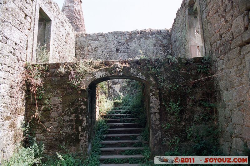 Linhares
Mots-clés: Ruines