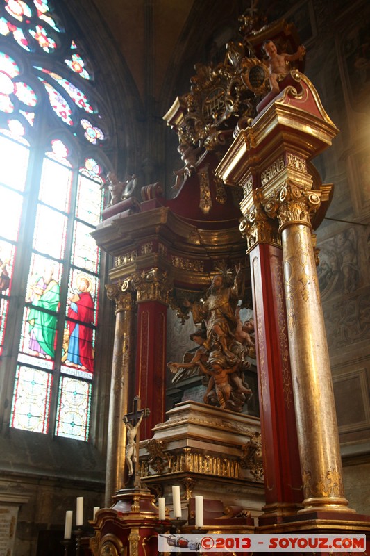 Prague Castle - Katedrala sv. Vita
Mots-clés: CZE geo:lat=50.09096795 geo:lon=14.40042959 geotagged Hlavn&Atilde;&shy; m&Auml;�sto Praha Hrad&Auml;�any R&Atilde;&copy;publique Tch&Atilde;&uml;que Sedlec patrimoine unesco Prague Castle Katedrala sv. Vita Eglise