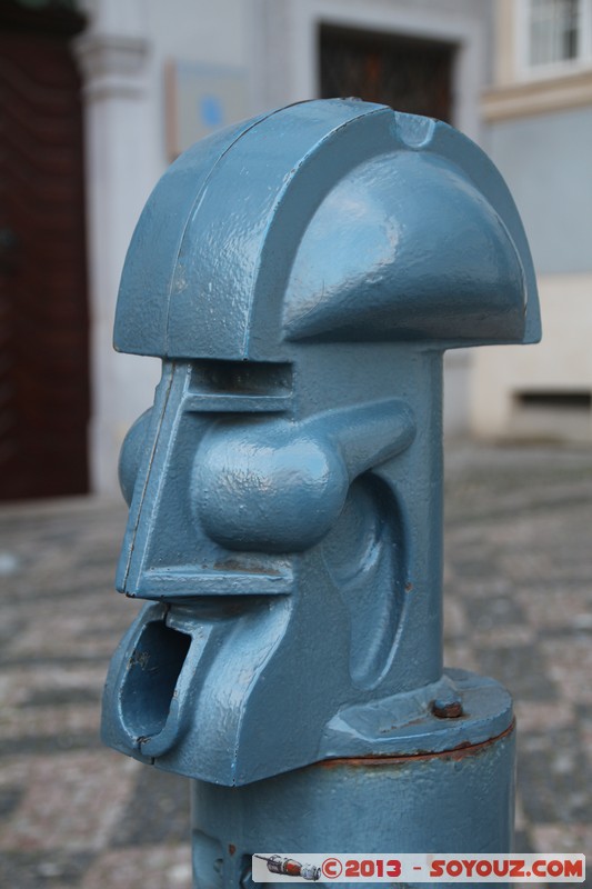 Prague - Malostranske Namesti
Mots-clés: CZE geo:lat=50.08780368 geo:lon=14.40221518 geotagged Hlavn&Atilde;&shy; m&Auml;�sto Praha Prager Kleinseite R&Atilde;&copy;publique Tch&Atilde;&uml;que Sedlec patrimoine unesco Malostranske Namesti sculpture Insolite