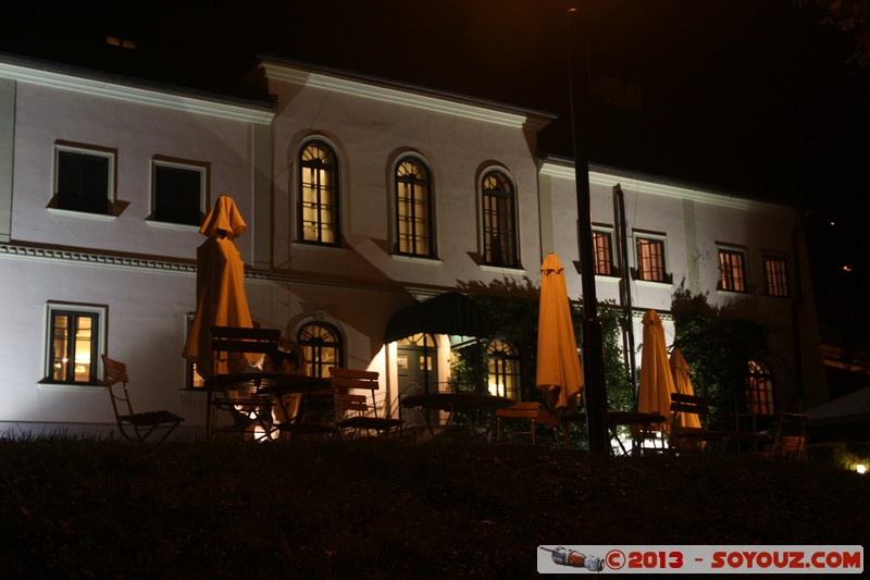 Prague by Night - Nebozizek
Mots-clés: CZE geo:lat=50.08185403 geo:lon=14.39925671 geotagged Hlavn&Atilde;&shy; m&Auml;�sto Praha Ko&Aring;&iexcl;&Atilde;&shy;&Aring;�e Prager Kleinseite R&Atilde;&copy;publique Tch&Atilde;&uml;que Nuit Seminarska Zahrada Nebozizek Restaurants