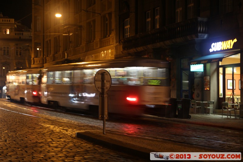 Prague by Night - Tram
Mots-clés: CZE geo:lat=50.08711367 geo:lon=14.40362007 geotagged Hlavn&Atilde;&shy; m&Auml;�sto Praha Ko&Aring;&iexcl;&Atilde;&shy;&Aring;�e Prager Kleinseite R&Atilde;&copy;publique Tch&Atilde;&uml;que Nuit Tramway Mala Strana