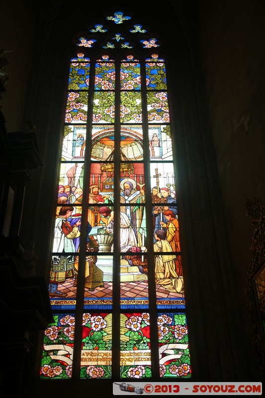 Kutna Hora - Chram sv. Barbory - Vitrail
Mots-clés: CZE geo:lat=49.94491328 geo:lon=15.26362002 Poli&Auml;�any geotagged Kutn&Atilde;&iexcl; Hora Kuttenberg R&Atilde;&copy;publique Tch&Atilde;&uml;que Kutna Hora patrimoine unesco Chram sv. Barbory Eglise Vitrail