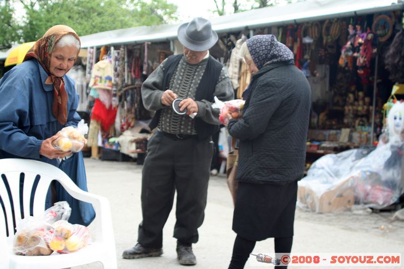 Bran
Mots-clés: Marche personnes