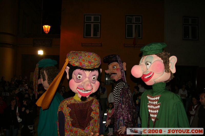 Sighisoara by night - Party
Mots-clés: Nuit