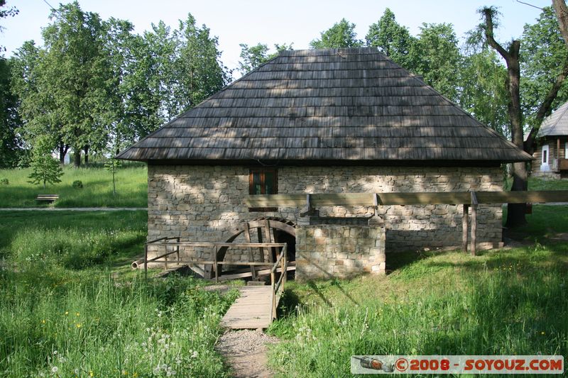 Suceava's Village Museum - Moara Manastirea Humorului (moulin)
Mots-clés: Bois