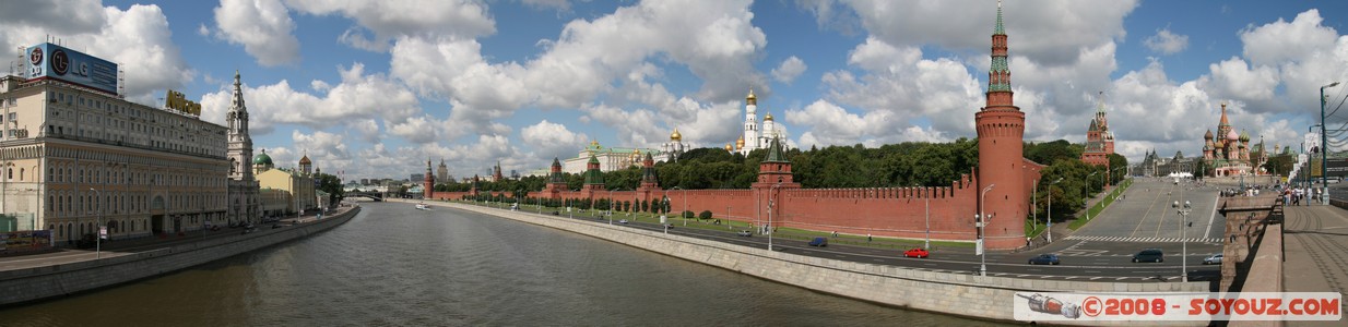 Moscou - La Moskva et le Kremlin - panorama
Mots-clés: patrimoine unesco