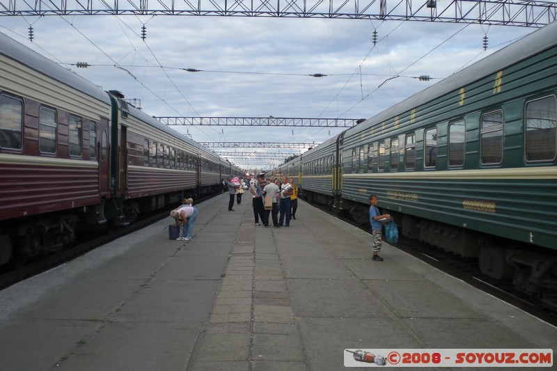 Train Moscou - Ekaterinburg
Mots-clés: Trains