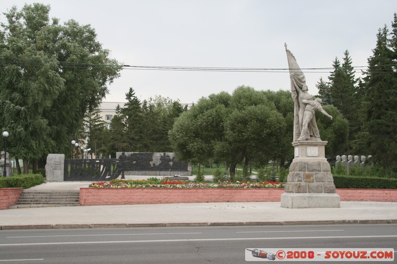 Omsk - Flamme Eternelle
Mots-clés: statue