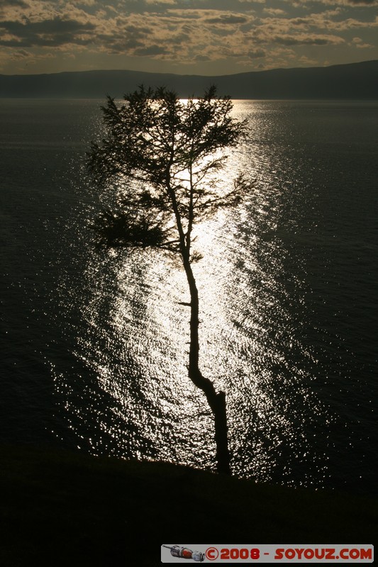 Olkhon - Khuzir
Mots-clés: Lac sunset