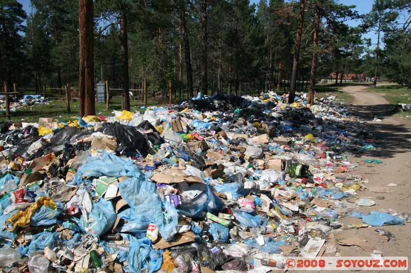 Olkhon - Khuzhir - L'envers du decor - decharge sauvage
Mots-clés: Pollution