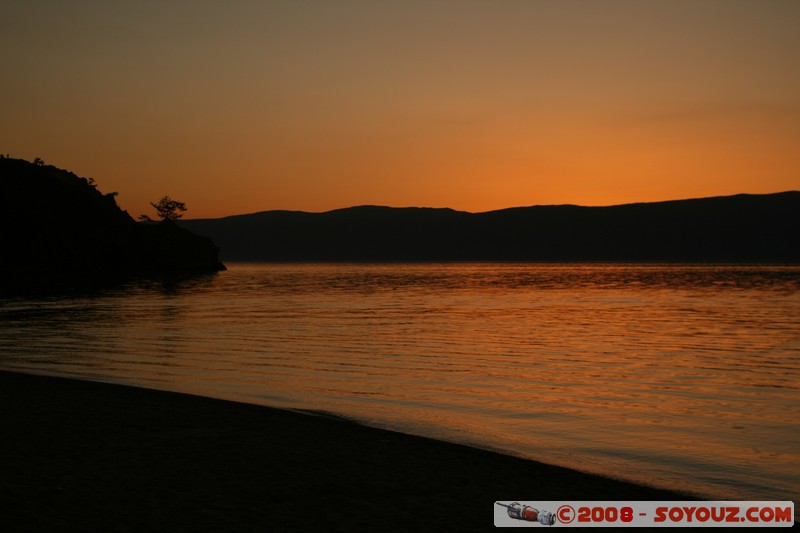 Olkhon - Khuzhir - Sunset sur le Baikal
Mots-clés: sunset Lac
