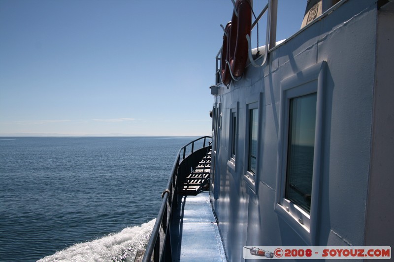 Olkhon - Usyk
Mots-clés: bateau Lac