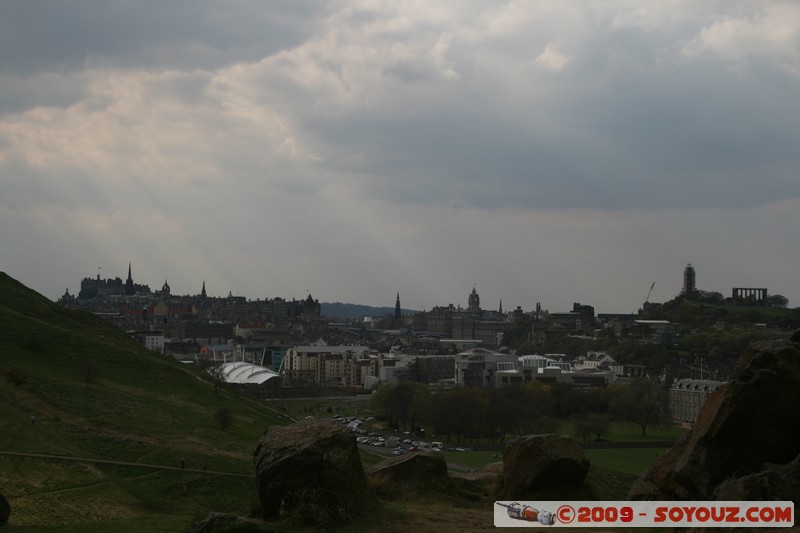 Edinburgh - Holyrood Park
Queen's Dr, Edinburgh, City of Edinburgh EH8 8, UK
Mots-clés: Parc
