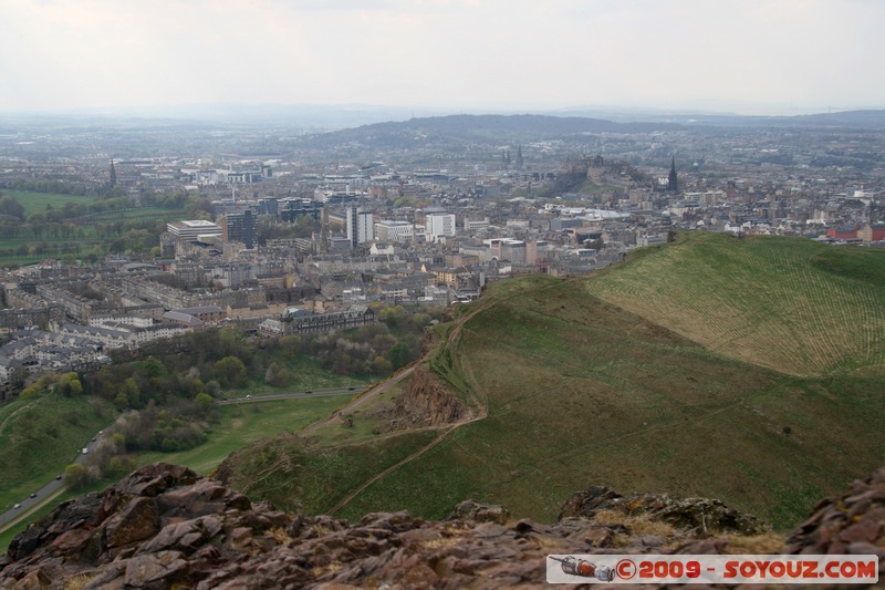 Edinburgh from Arthur's Seat
Queen's Dr, Edinburgh, City of Edinburgh EH8 8, UK
Mots-clés: Parc