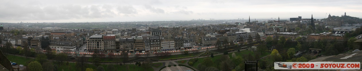Panorama from Edinburgh Castle
Johnston Terrace, Edinburgh, City of Edinburgh EH1 2, UK
Mots-clés: Edinburgh Castle patrimoine unesco