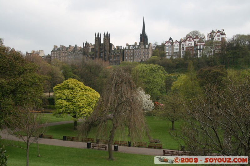 Edinburgh - Princes Street Gardens
Edinburgh, City of Edinburgh, Scotland, United Kingdom (Frederick St, Edinburgh, City of Edinburgh EH2 3, UK)
Mots-clés: patrimoine unesco