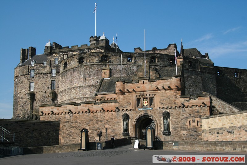 Edinburgh Castle
Johnston Terrace, Edinburgh, City of Edinburgh EH1 2, UK
Mots-clés: chateau Edinburgh Castle Moyen-age patrimoine unesco