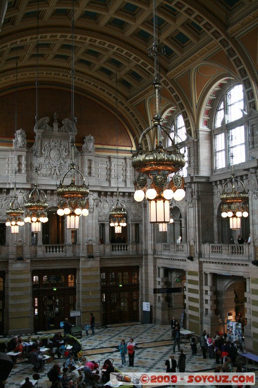 Glasgow - Kelvingrove Art Gallery and Museum
Kelvin Way, Glasgow, Glasgow City G12 8, UK
