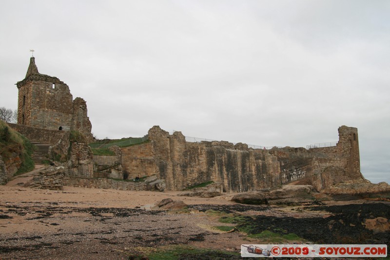 St Andrews Castle
E Scores, Fife KY16 9, UK
Mots-clés: chateau Ruines