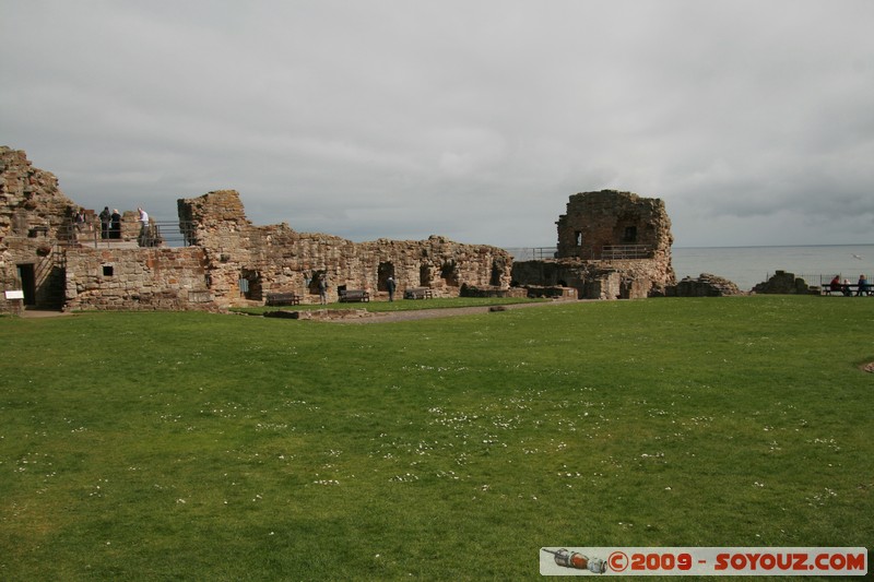 St Andrews Castle
E Scores, Fife KY16 9, UK
Mots-clés: chateau Ruines