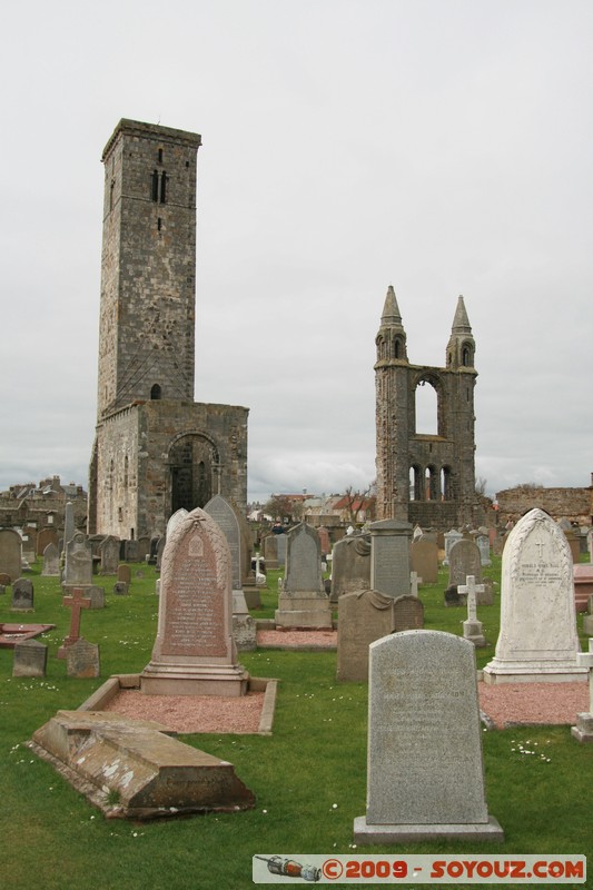 St Andrews Cathedral - St Rule's Tower
The Pends, Fife KY16 9, UK
Mots-clés: Eglise Ruines Moyen-age