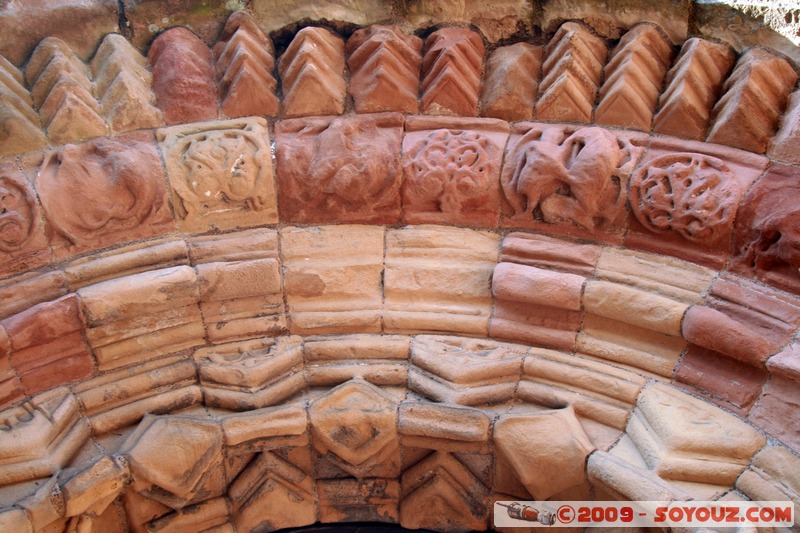 The Scottish Borders - Jedburgh Abbey
Abbey Pl, the Scottish Borders, The Scottish Borders TD8 6, UK
Mots-clés: Eglise Ruines