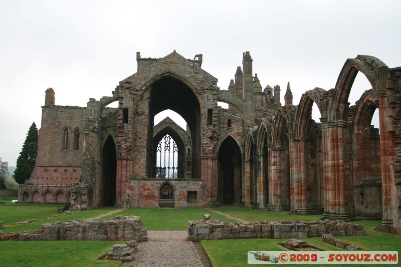 The Scottish Borders - Melrose Abbey
Abbey St, the Scottish Borders, The Scottish Borders TD6 9, UK
Mots-clés: Eglise Ruines