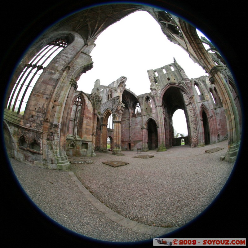 The Scottish Borders - Melrose Abbey
Cloisters Rd, the Scottish Borders, The Scottish Borders TD6 9, UK
Mots-clés: Eglise Ruines Fish eye