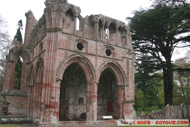 The Scottish Borders - Dryburgh Abbey
Saint Boswells, The Scottish Borders, Scotland, United Kingdom
Mots-clés: Eglise Ruines