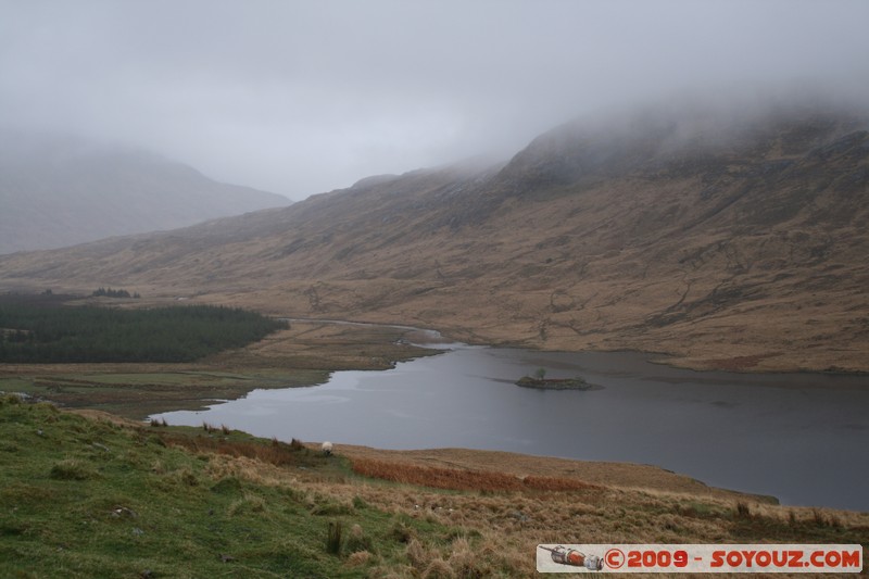 Mull - Loch Sguabain and Airdeylais
A849, Argyll and Bute PA65 6, UK
Mots-clés: Lac brume