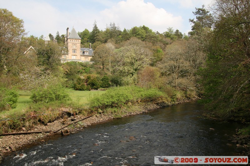 Highland - Larachbeg
Acharn, Highland, Scotland, United Kingdom
Mots-clés: chateau Riviere