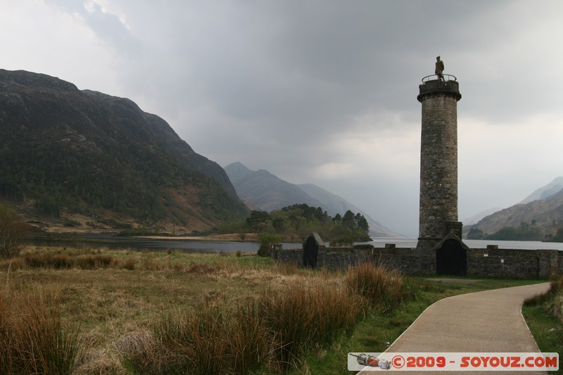 Highland - Glenfinnan Monument 
A830, Highland PH33 7, UK
Mots-clés: Monument