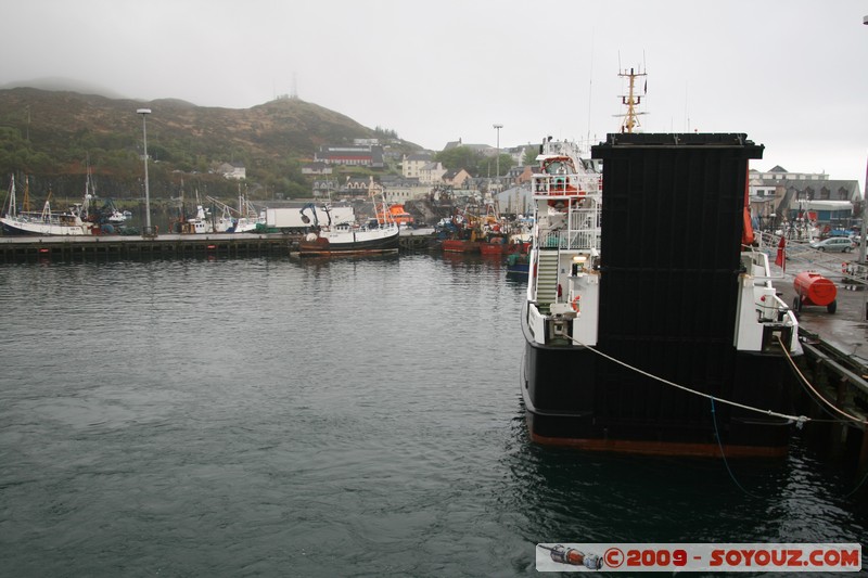 Highland - Mallaig Harbour
Armadale, Mallaig, Highland PH41 4, UK
Mots-clés: Port brume