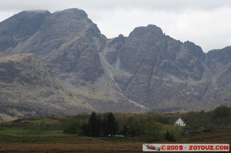 Skye - Cuillin Hills
B8083, Highland IV49 9, UK
Mots-clés: Cuillin Hills Montagne
