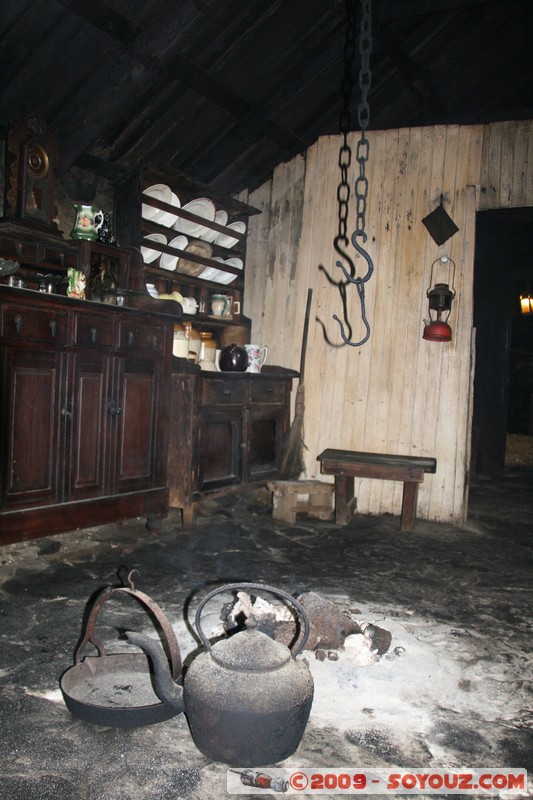 Hebridean Islands - Lewis - Arnol Blackhouse
Arnol, Western Isles, Scotland, United Kingdom
Mots-clés: Blackhouse