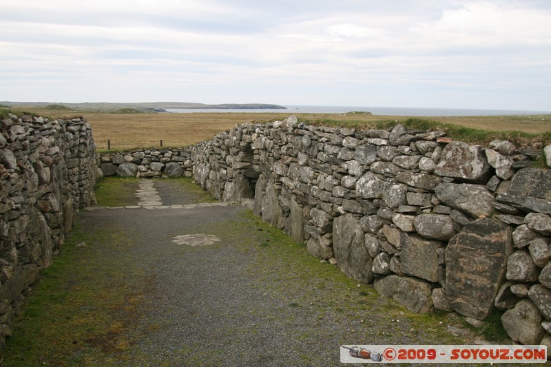 Hebridean Islands - Lewis - Arnol Blackhouse in ruins
Arnol, Western Isles, Scotland, United Kingdom
Mots-clés: Blackhouse Ruines