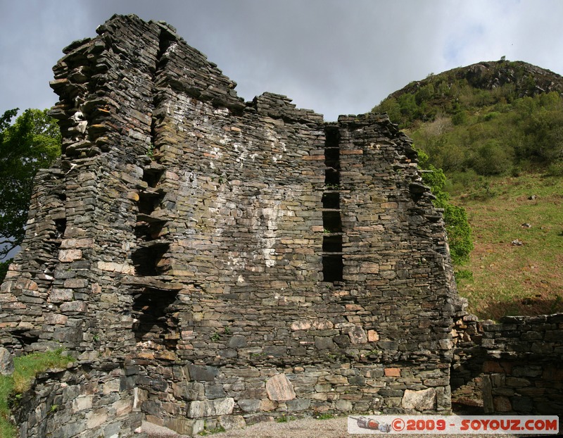 Highland - Glenelg - Broch of Dun Telve
Mots-clés: Ruines prehistorique broch