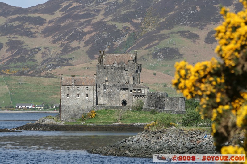 Highland - Dornie
A87, Highland IV40 8, UK
