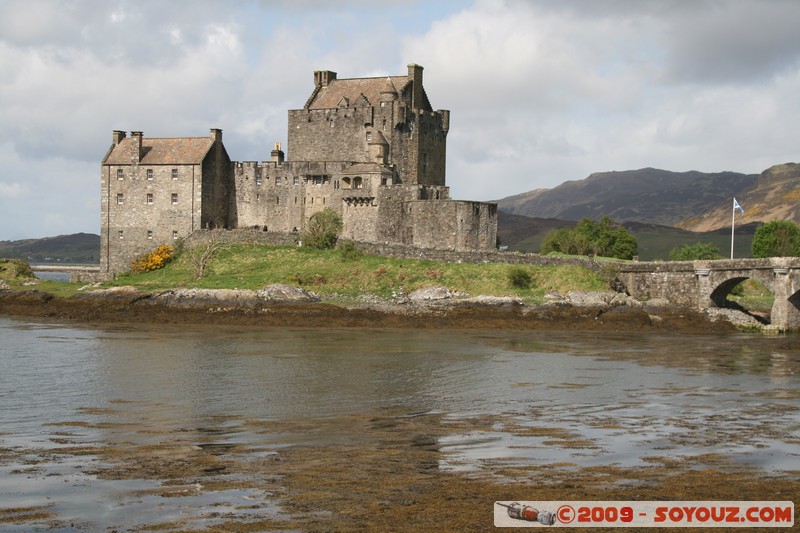 Highland - Eilan Donan Castle
A87, Highland IV40 8, UK
Mots-clés: chateau Eilan Donan Castle Movie location Highlander