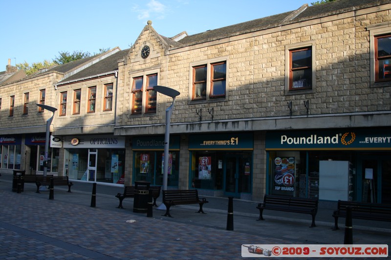 Inverness
Crown Rd, Highland IV2 3, UK
Mots-clés: sunset